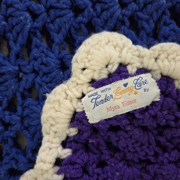 Vintage Rainbow Striped Crochet Throw Blanket / Retro Granny - Picture 7 of 7